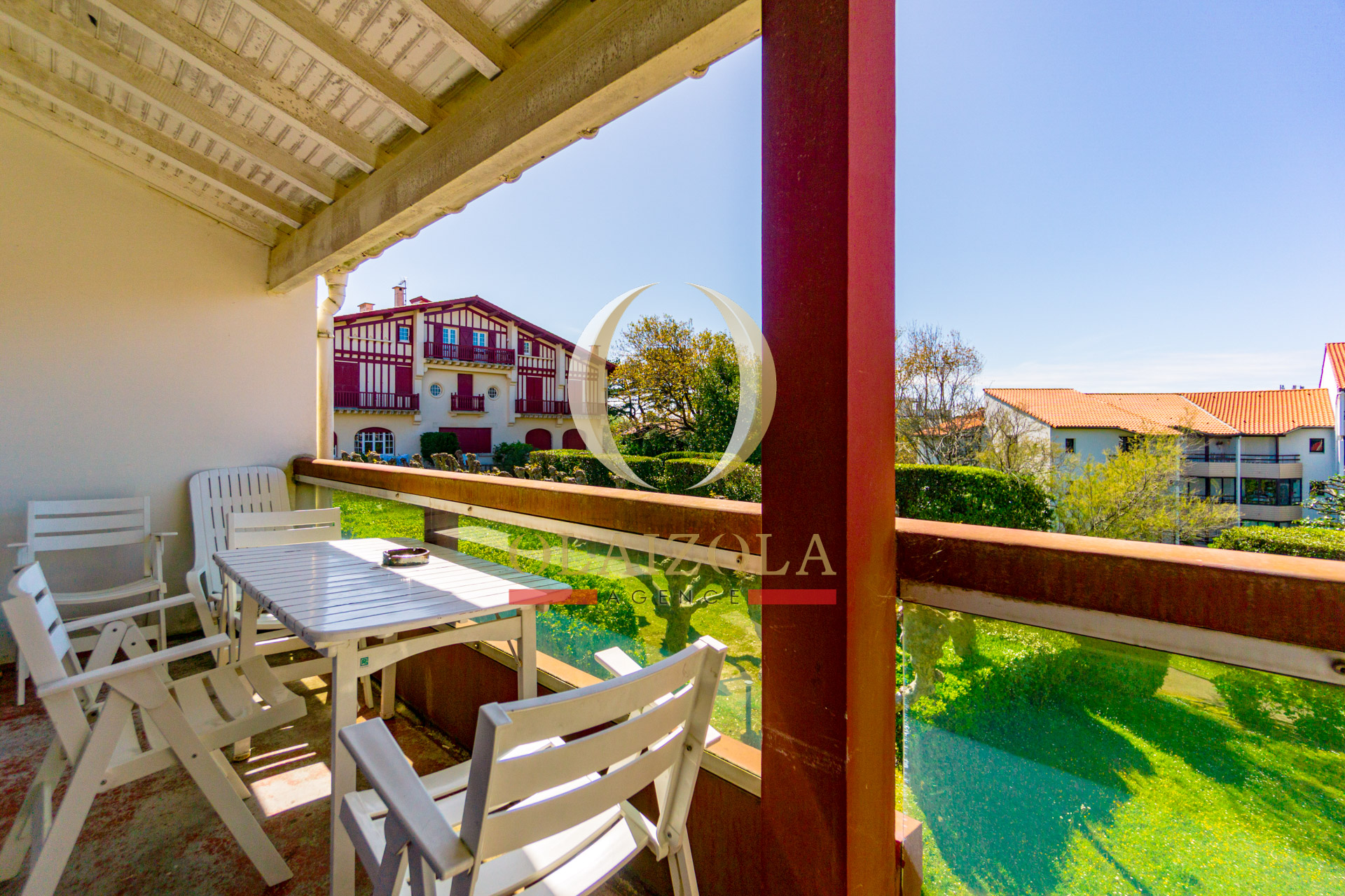 Image de APPARTEMENT AVEC TERRASSE ET PARKING