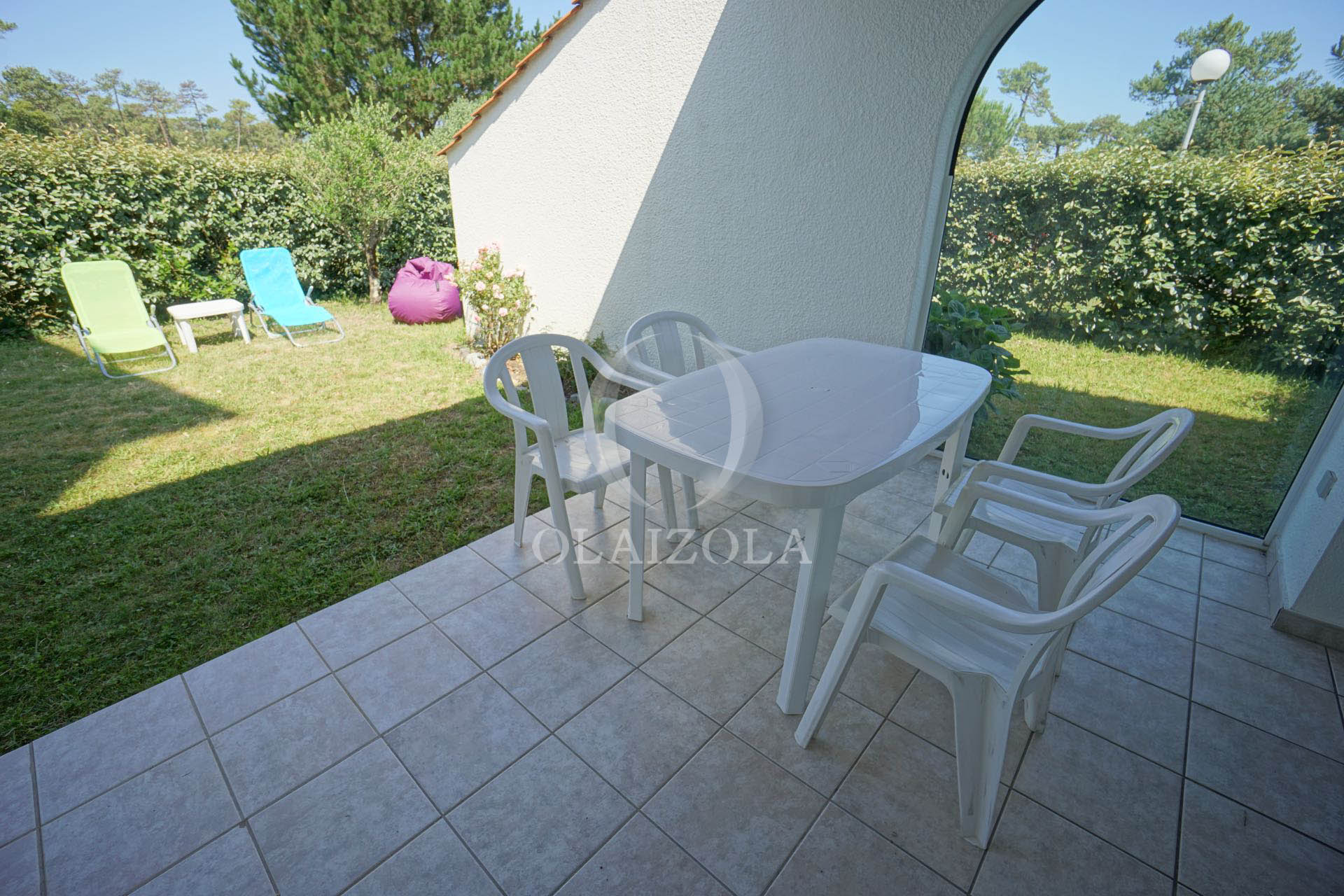 Photo 8