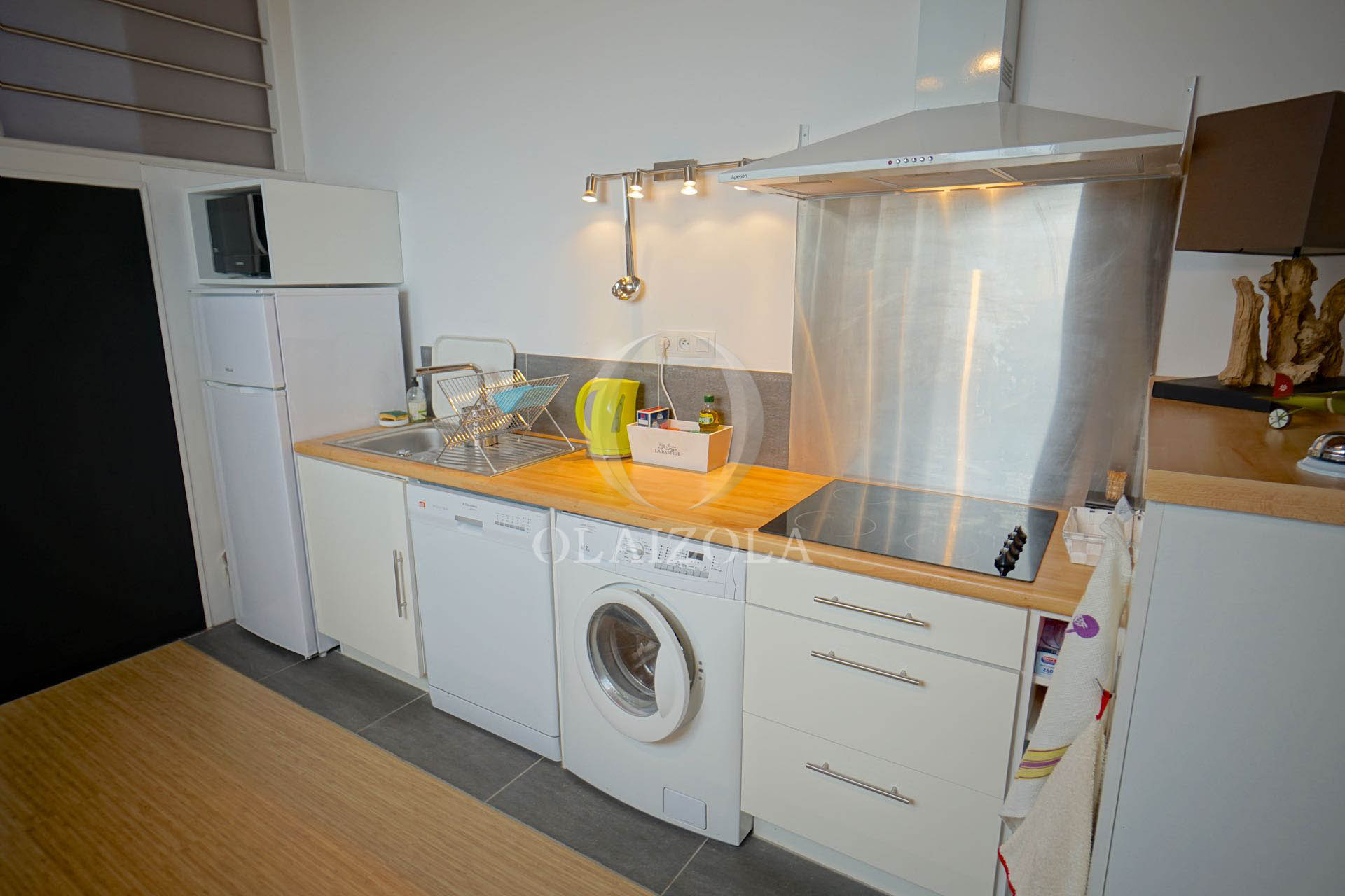 Photo 18