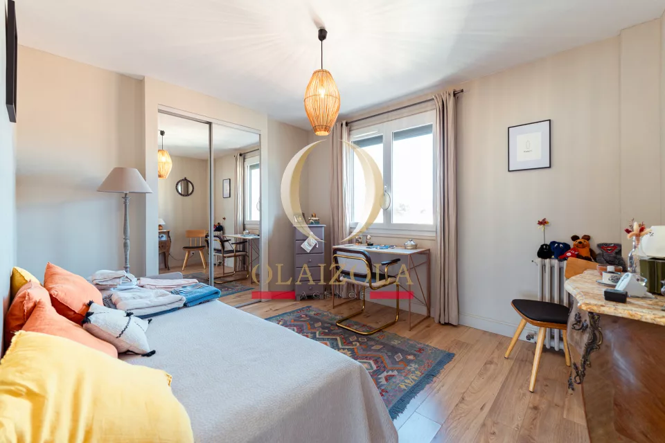 Appartement lumineux avec deux balcons — photo 21