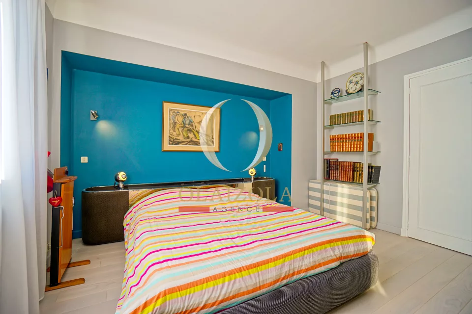 Villa avec piscine et salle de cinéma — photo 24