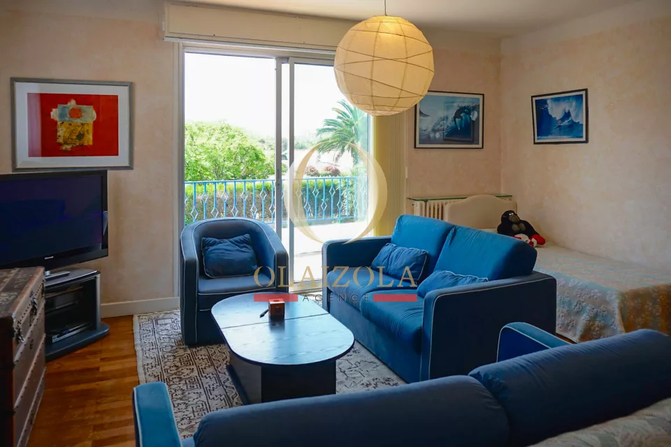 Villa avec piscine et salle de cinéma — photo 33