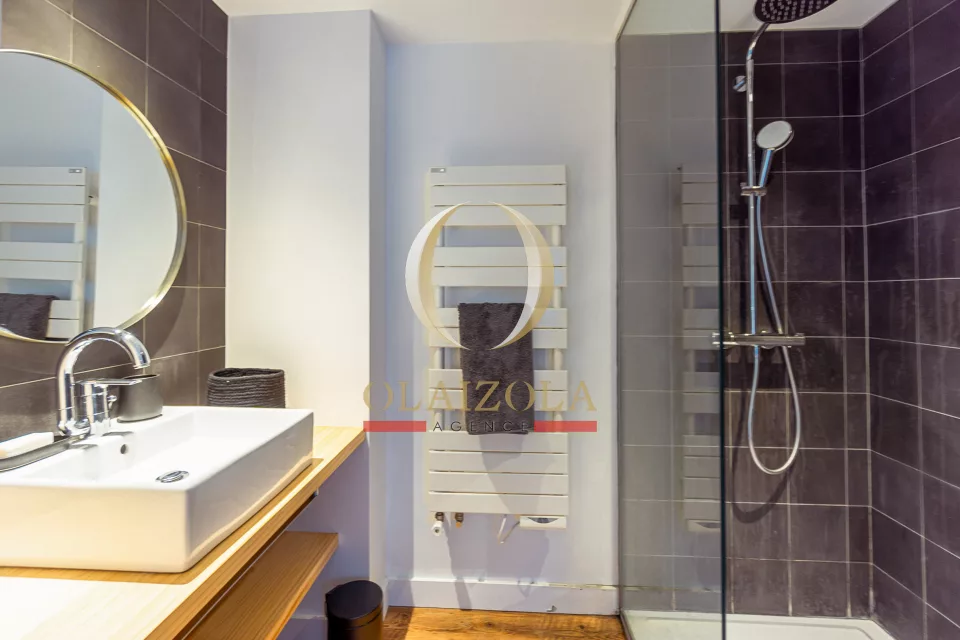 Appartement avec jardin et piscine — photo 37