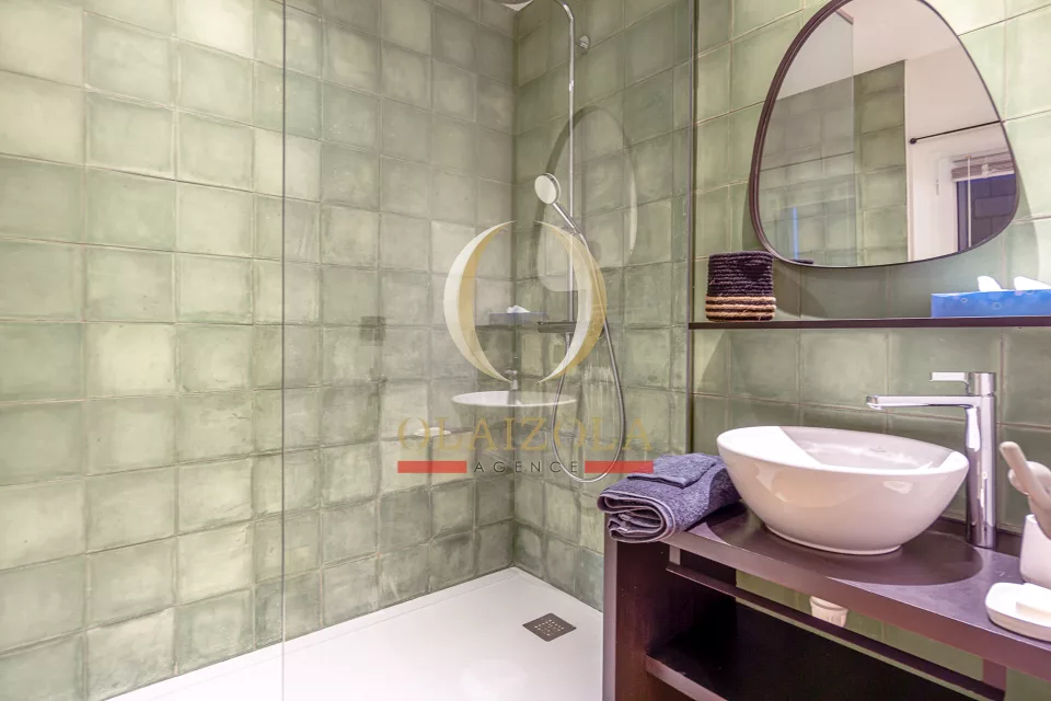 Appartement avec jardin et piscine — photo 40