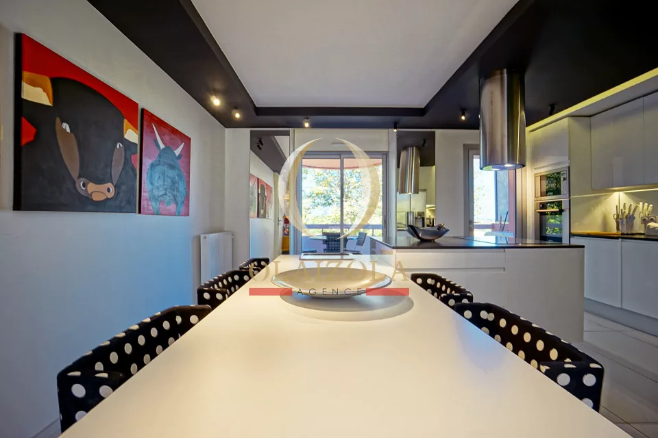 Appartement avec deux terrasses — photo 12
