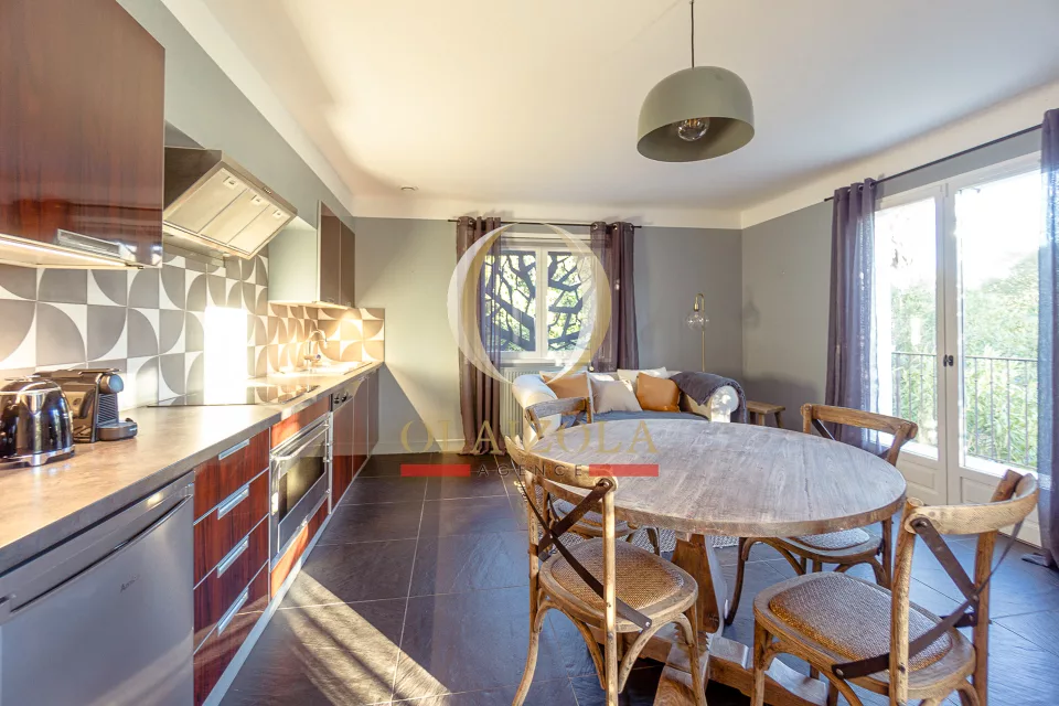 Appartement avec terrasse et piscine — photo 10