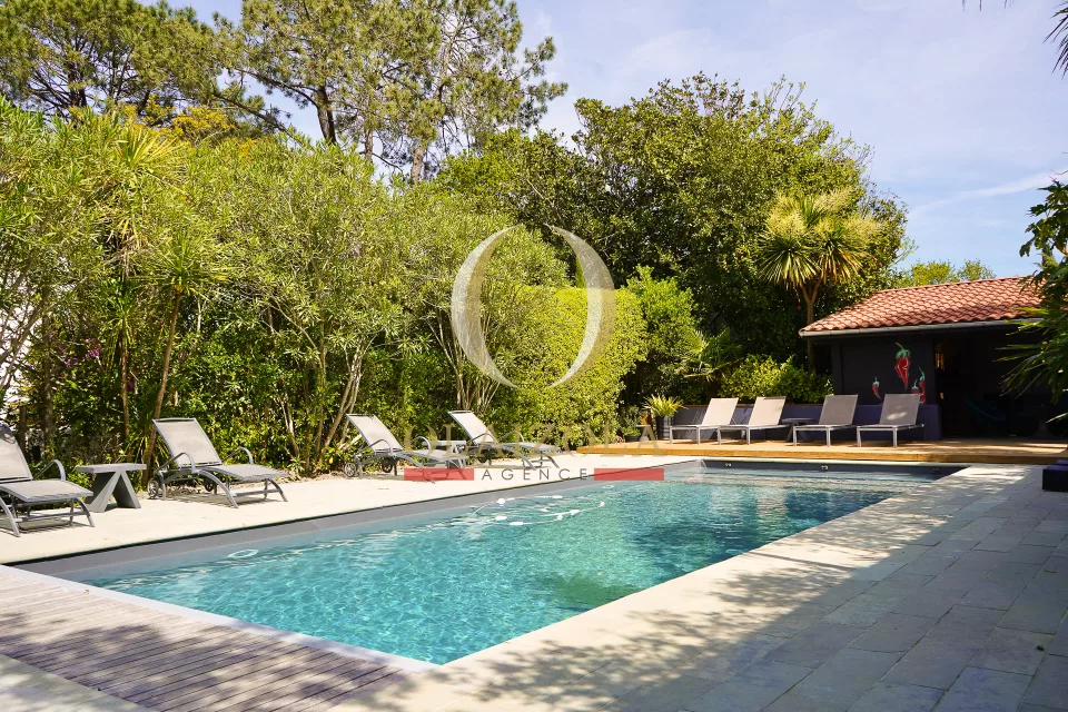 Appartement avec balcons et piscine — photo 6