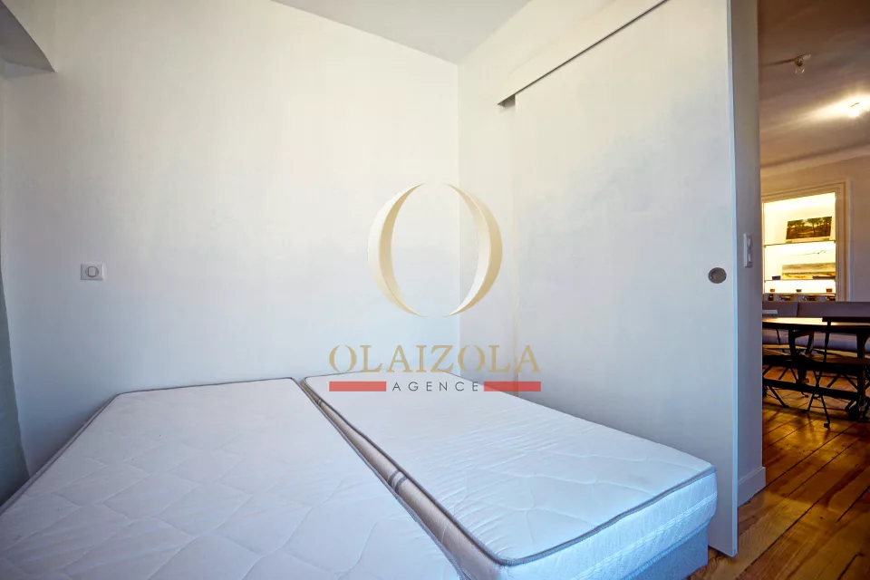 Appartement près de l’Hôtel du Palais — photo 11