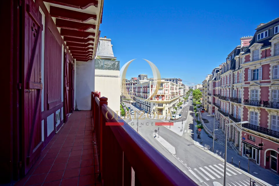 Appartement près de l’Hôtel du Palais — photo 2