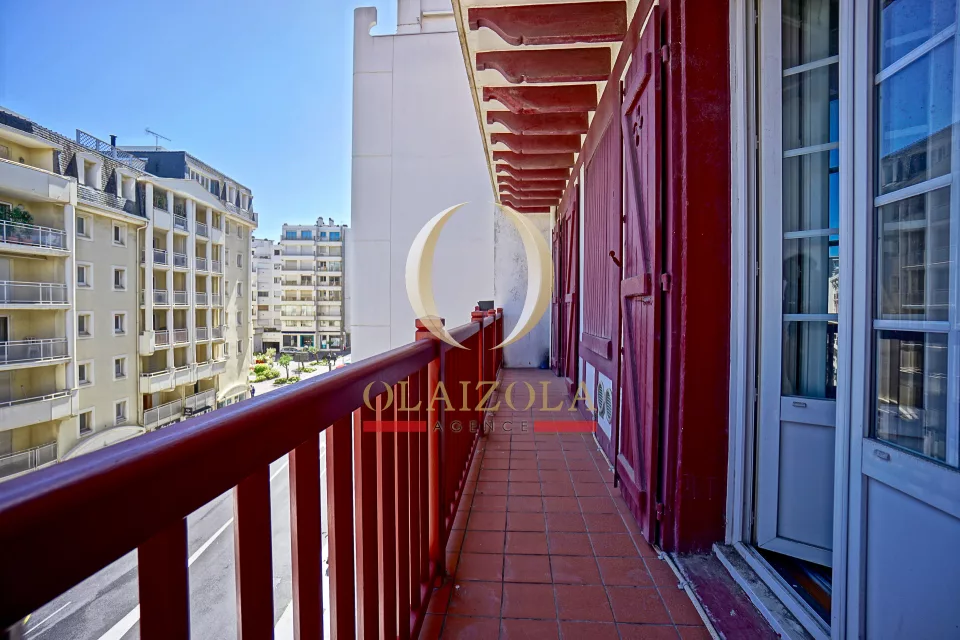 Appartement près de l’Hôtel du Palais — photo 4