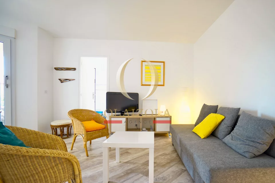 MODERNITE A DEUX PAS DE LA PLAGE — photo 7