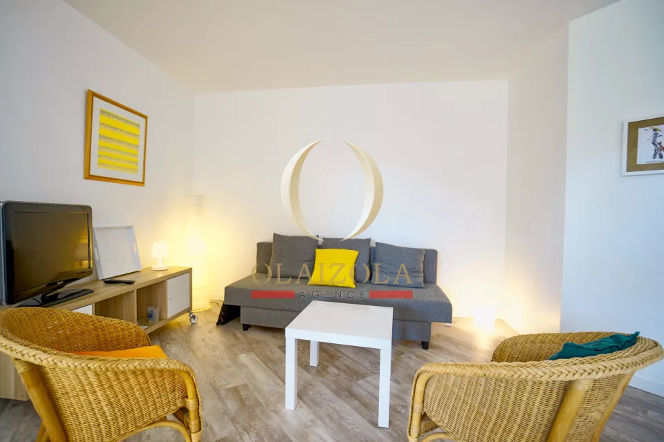 MODERNITE A DEUX PAS DE LA PLAGE — photo 8