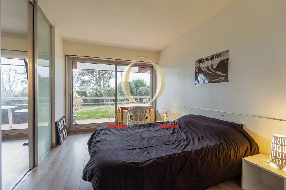 Appartement au calme face à un parc — photo 11