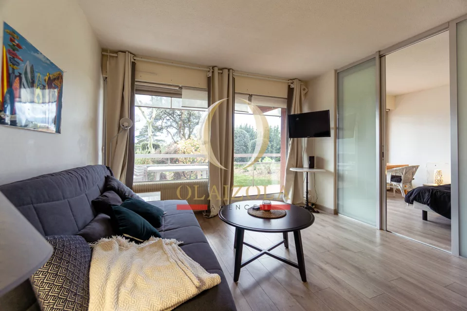 Appartement au calme face à un parc — photo 5