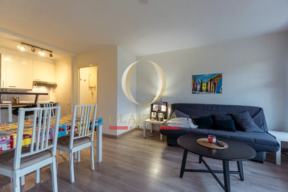 Appartement au calme face à un parc — photo 7