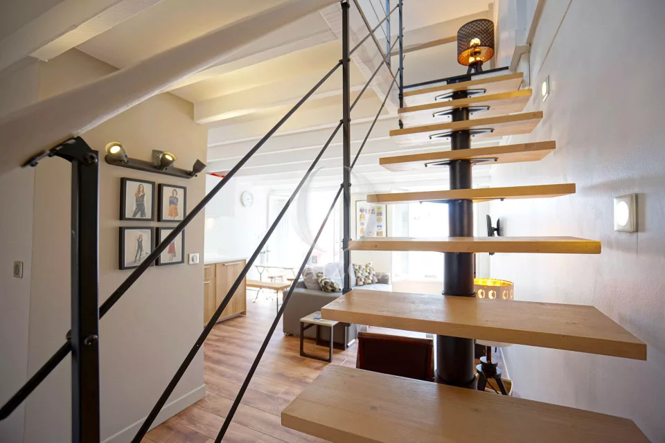 Duplex sous les toits en centre-ville — photo 15