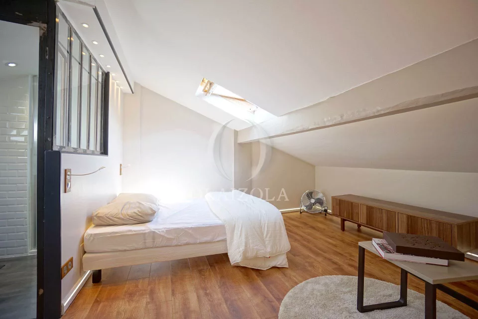 Duplex sous les toits en centre-ville — photo 19