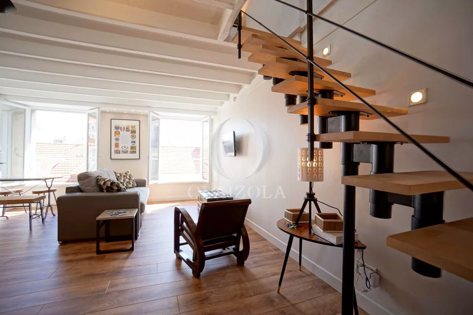 Duplex sous les toits en centre-ville — photo 6