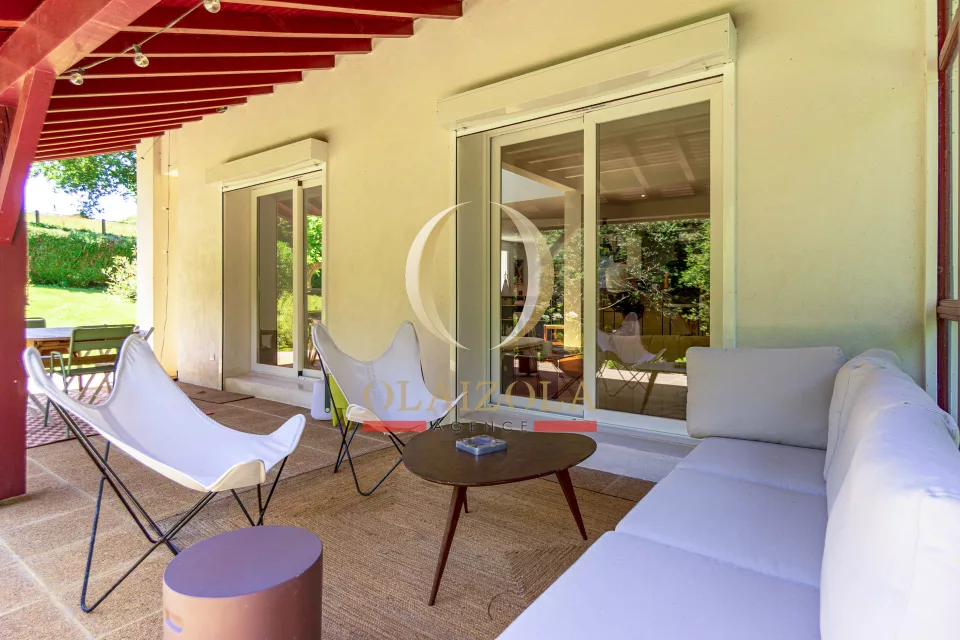 Villa familiale avec grand jardin — photo 14