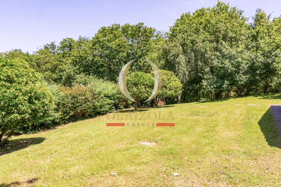 Villa familiale avec grand jardin — photo 18