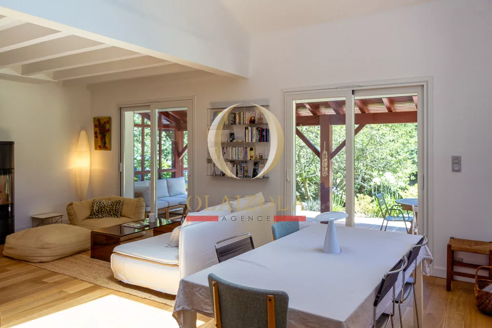 Villa familiale avec grand jardin — photo 22