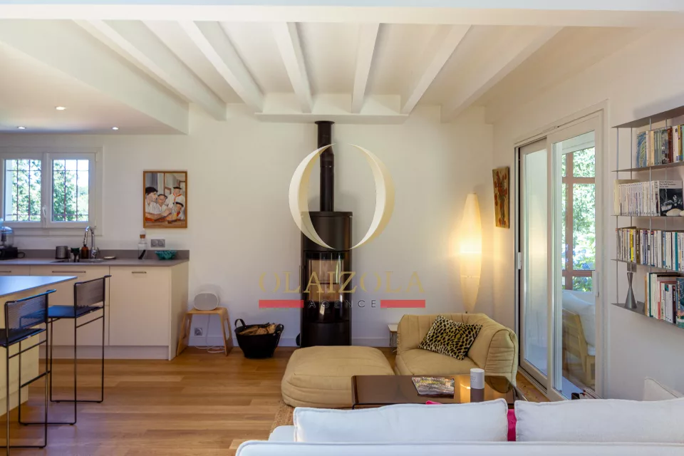 Villa familiale avec grand jardin — photo 23