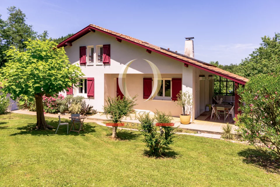 Villa familiale avec grand jardin — photo 7