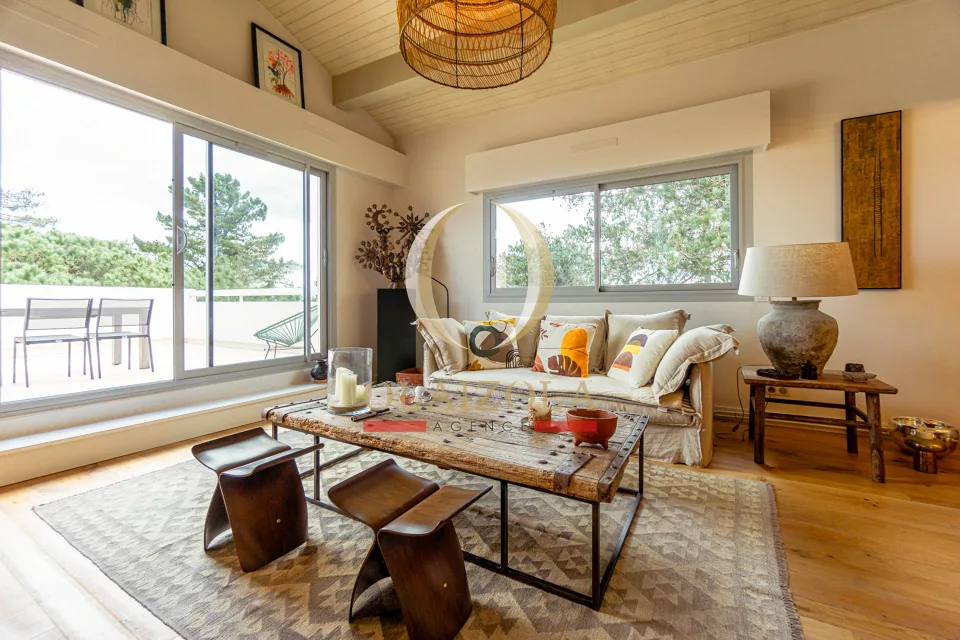 Image de Duplex avec terrasse au dernier étage