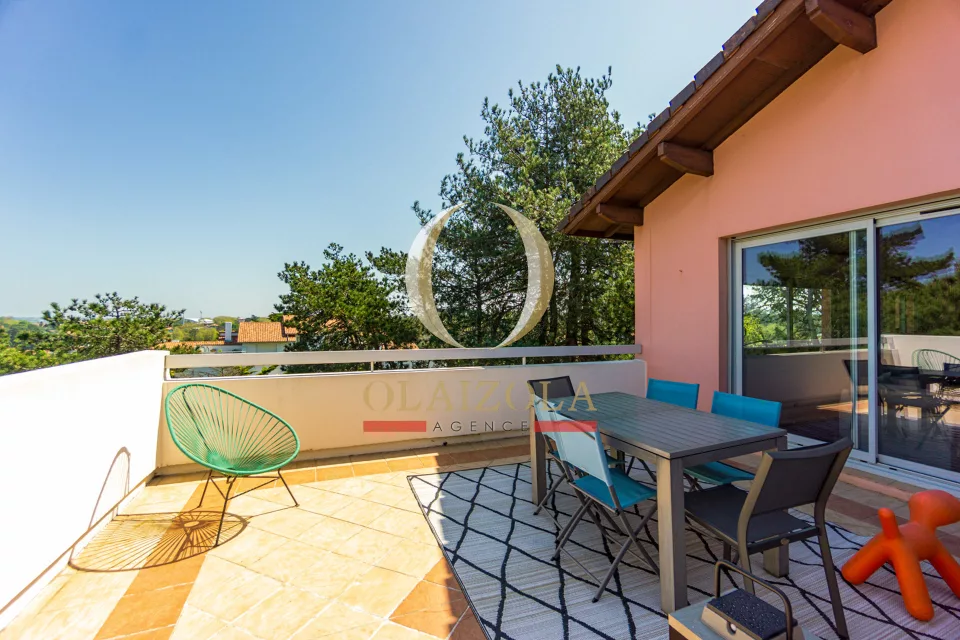 Duplex avec terrasse au dernier étage — photo 11