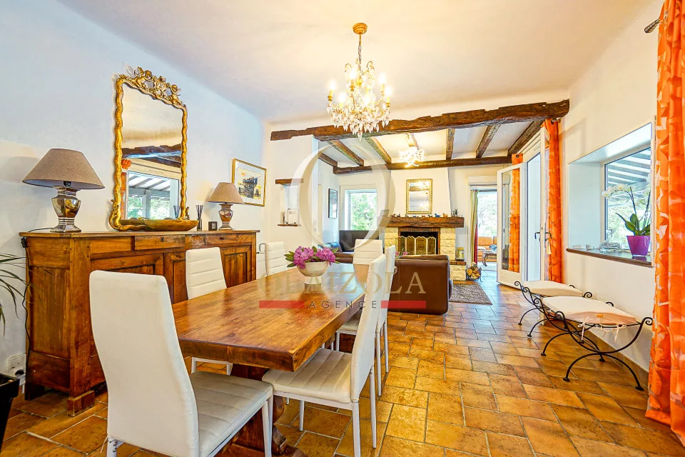 Villa avec piscine privée et jardin — photo 23