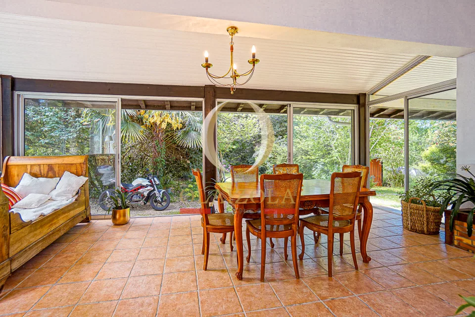 Villa avec piscine privée et jardin — photo 30