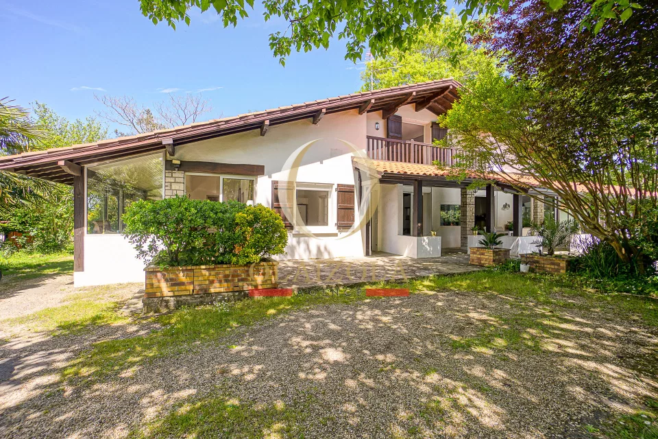 Villa avec piscine privée et jardin — photo 51