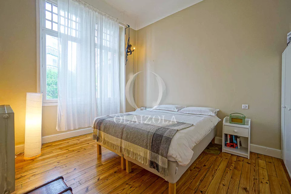 APPARTEMENT DE STANDING — photo 9
