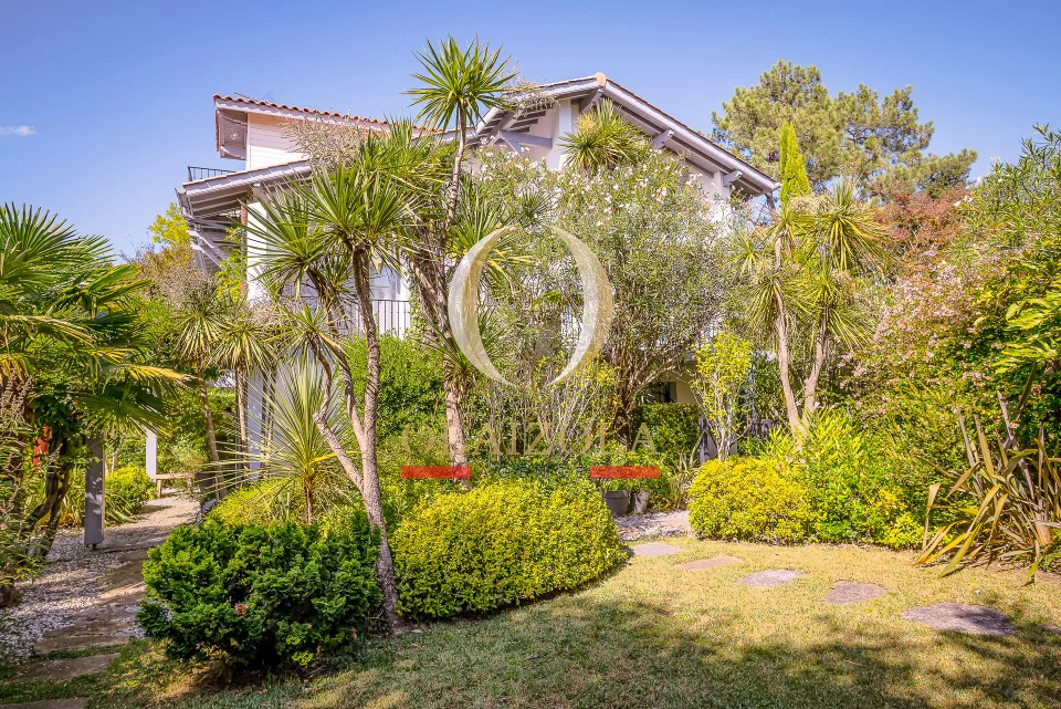 Villa de prestige avec piscine — photo 15
