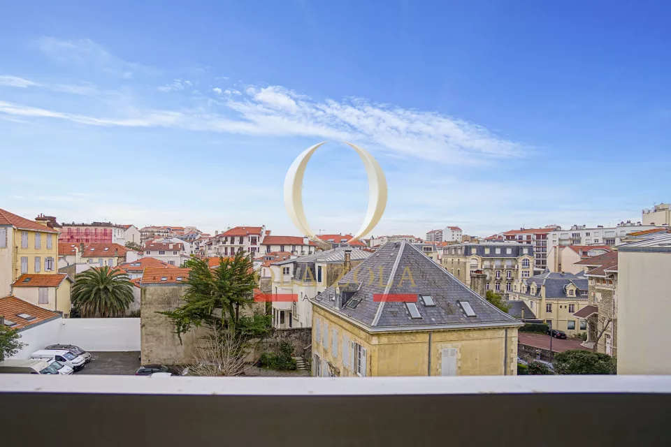 Appartement avec balcon et aperçu mer — photo 13