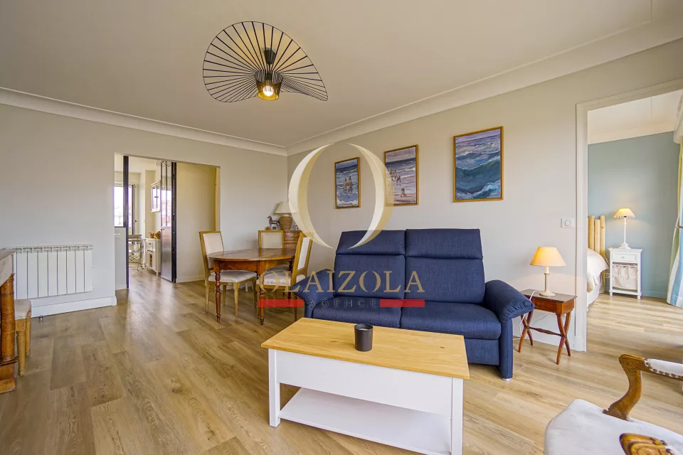 Appartement avec balcon et aperçu mer — photo 6
