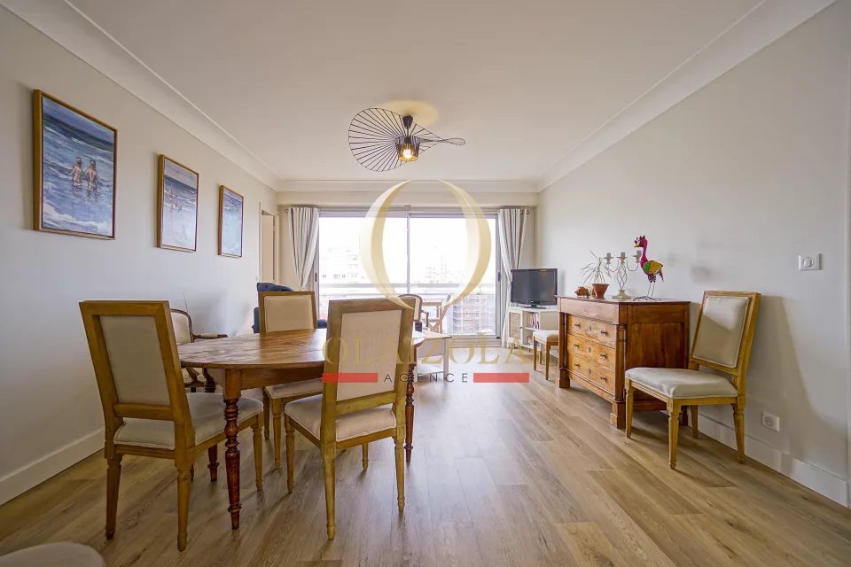 Appartement avec balcon et aperçu mer — photo 9