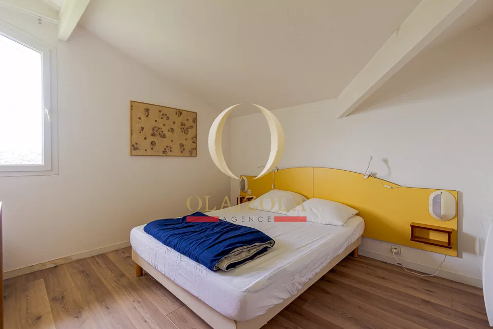 Duplex avec vue mer et montagnes — photo 14