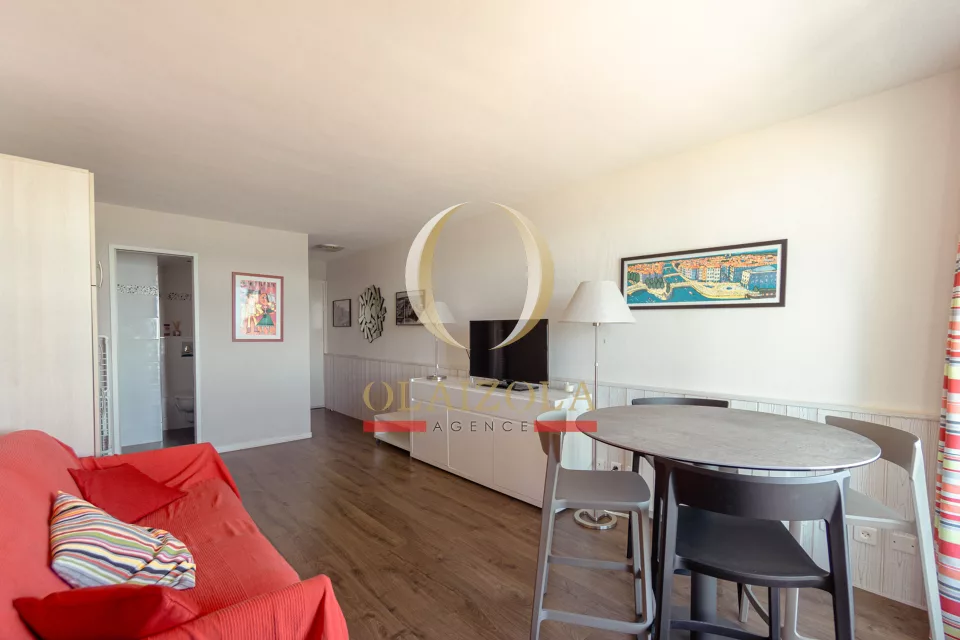 Studio Victoria Surf, vue mer, piscine — photo 10