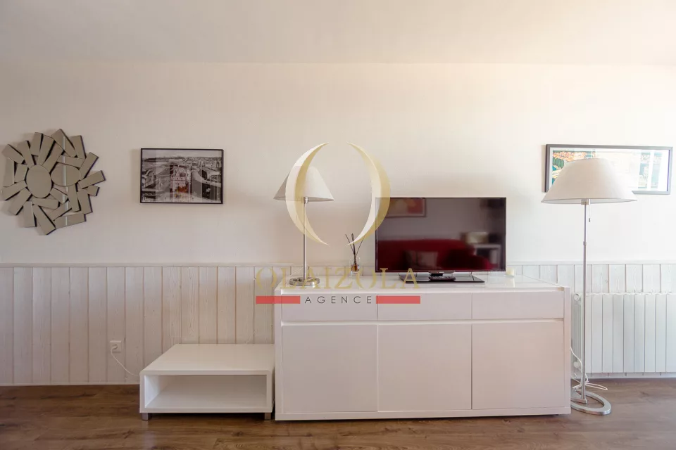 Studio Victoria Surf, vue mer, piscine — photo 14