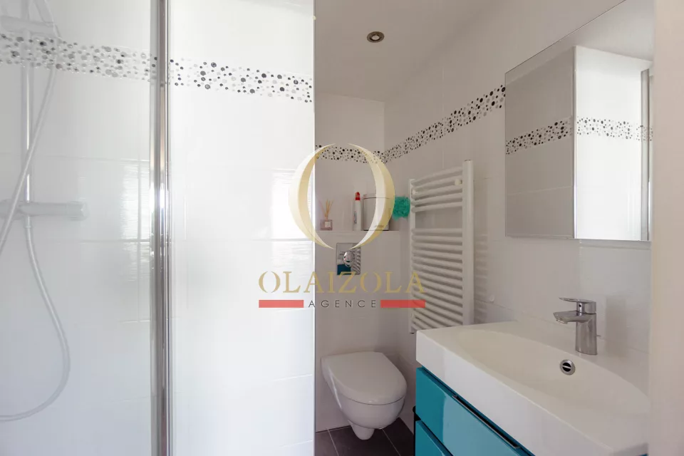 Studio Victoria Surf, vue mer, piscine — photo 15