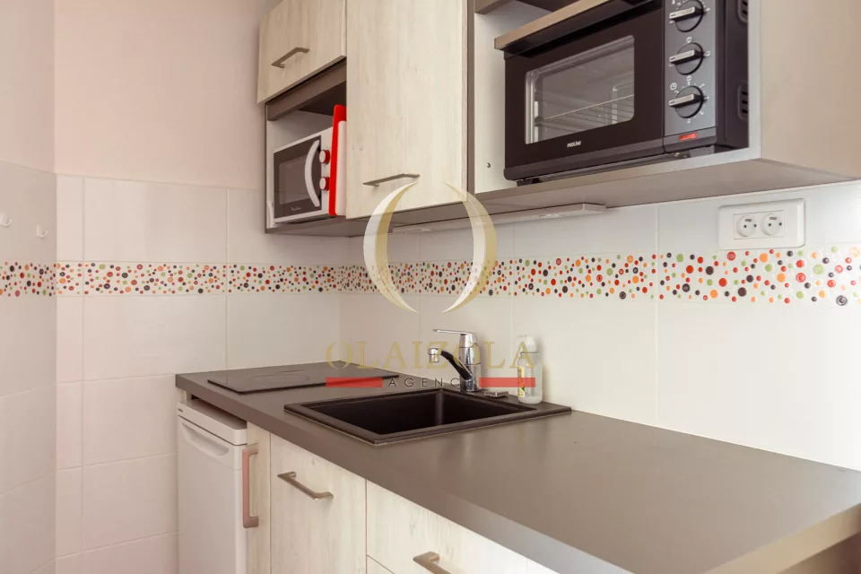 Studio Victoria Surf, vue mer, piscine — photo 9